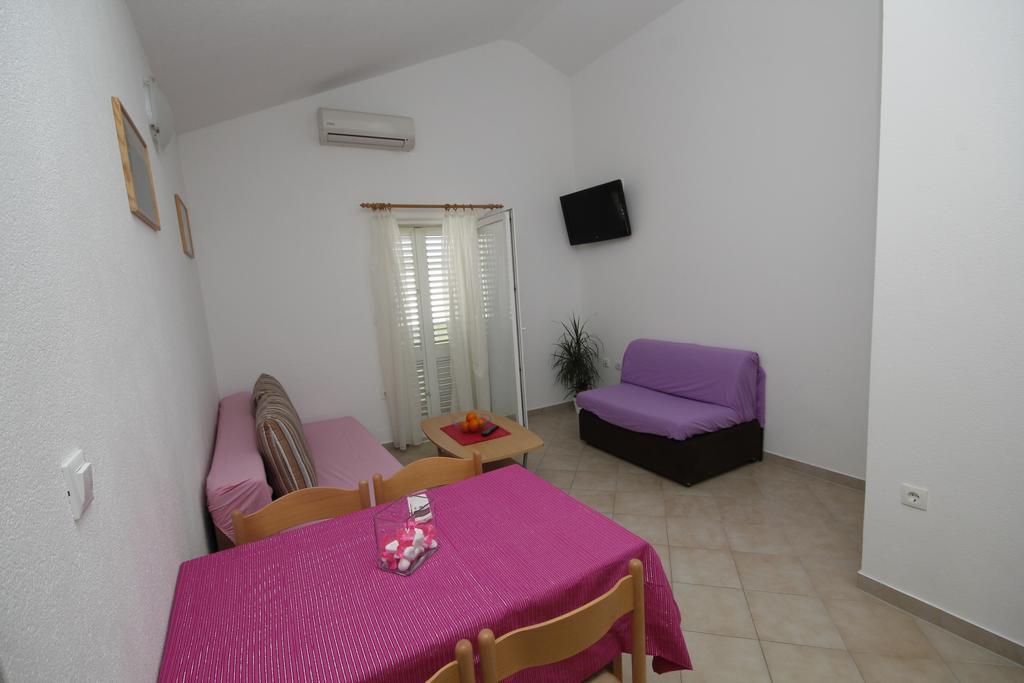 Apartments Adriatika Makarska Zimmer foto