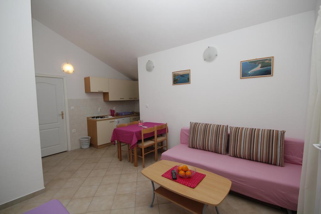 Apartments Adriatika Makarska Zimmer foto
