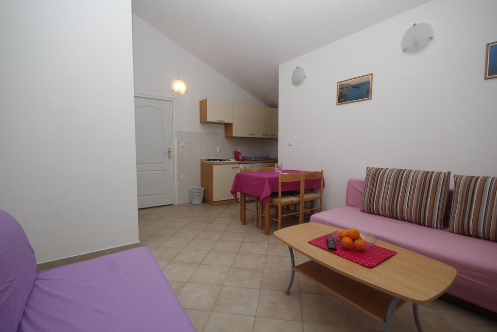 Apartments Adriatika Makarska Zimmer foto