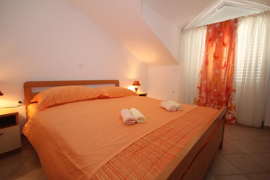 Apartments Adriatika Makarska Zimmer foto